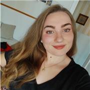 Ingeniera Aeroespacial con experiencia da clases de Matemáticas y Física, y clases de refuerzo de ciencias a todos los niveles